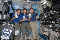 astronauts-drink-water.jpg